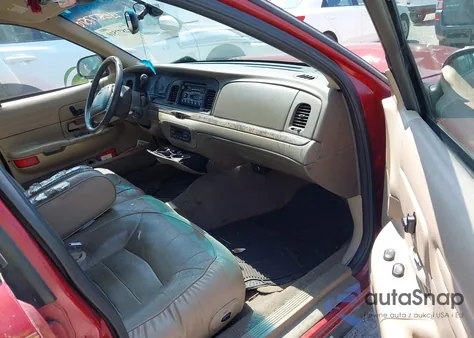 2000 Ford Crown Victoria Lx из США, поврежденный, VIN 2FAFP74W5YX150007